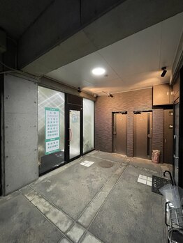 マルヤマビューティー(MaruyamaBeauty)/１階の一番奥の部屋となります。