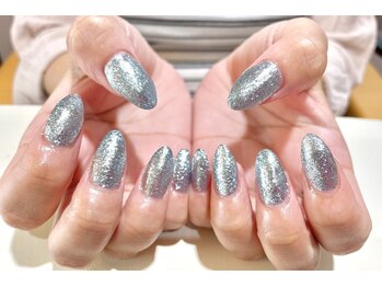 タムタムネイル 本厚木(Tam Tam Nail)/ラメワンカラー