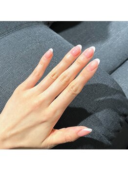 ニーマルニ ザ ビューティー(202 the beauty)/マイネイル