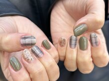 ネイルアルケー(Nail ARCHE)/ニュアンスチェックネイル