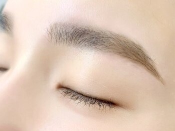 アイラッシュサロン グラン(Eye Lash Salon Glanz)の写真/【黄金比診断付き☆美眉ワックス】マツエク/まつげパーマとセットで洗練＆垢抜けた魅力的なお目元に♪