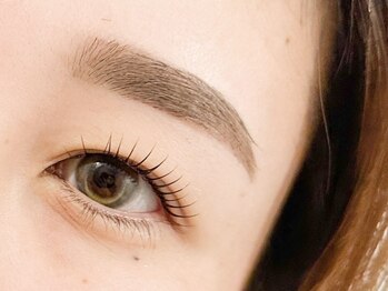 プリュム 岸和田店(plume)の写真/[眉はプロに任せる時代]自分に似合う眉がわからない方必見！骨格を見極め"理想×似合わせ"の美眉を叶えます