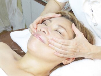 ティアラ/シワたるみを改善[フェイシャル]