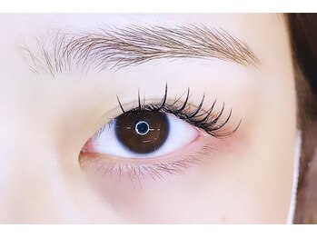 サロン ド シル(Salon de cils)/パリ×エク