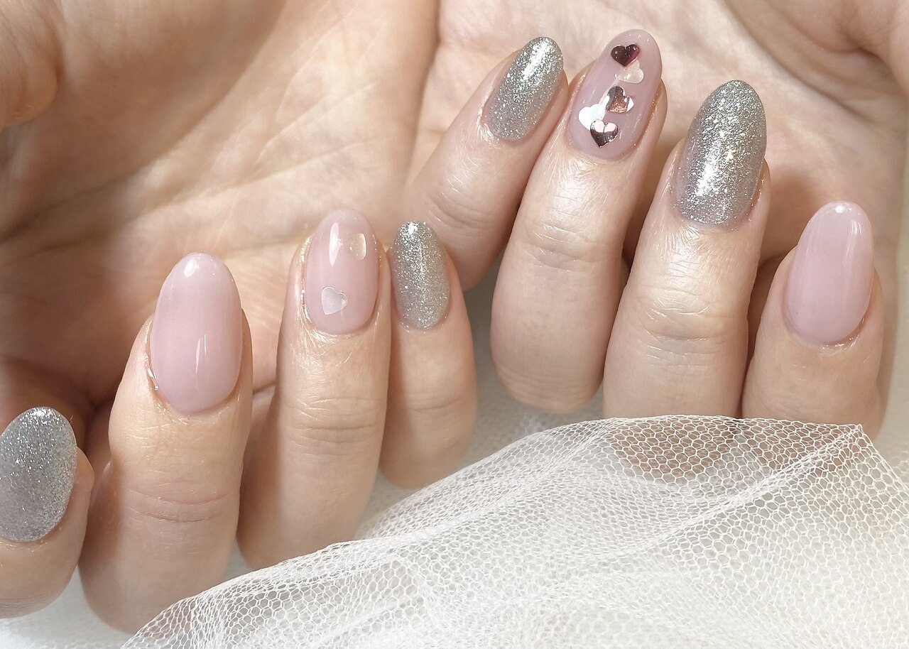 2025年-2026年冬トレンド】ピンク バレンタインのネイルデザイン集