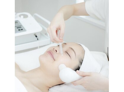 クリニカルエステ イーズ イオンモール筑紫野店の写真