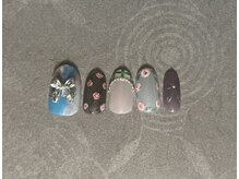 シー(SHE)/4月定額デザイン