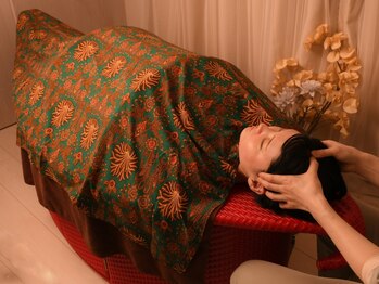 デミコリラックス(DemiCo-Relax)の写真/1時間で爽快リフレッシュ！残暑でも受けたくなる♪ヤミツキ温活・ハマム♪温活ヘッドスパで熟睡&代謝up!