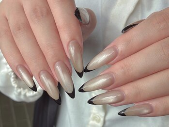 シェリネイル(Cherie Nail)/マグネットベース黒フレンチ