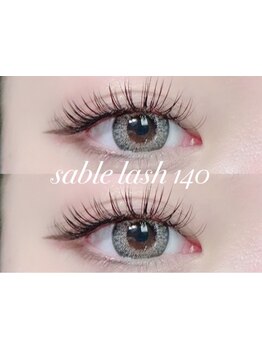 ネイル・アイメニューの同時施術が可能