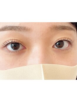 ナチュラル上品な目元にしたい