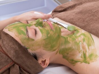 ルミエ 恵比寿店(Lumie)の写真/【お子様同伴OKなプライベートサロン】敏感肌の方もOKなハーブピーリング/セラピール/LDMで肌質改善♪