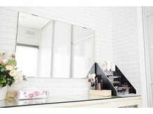 山野愛子どろんこ美容 南越谷店/メイクルーム