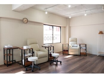 はあとねいる 浅草店/店内