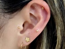 ネイルサロン レクラン(Nail Salon L'ecrin)/耳つぼジュエリー ゴールド 新宿