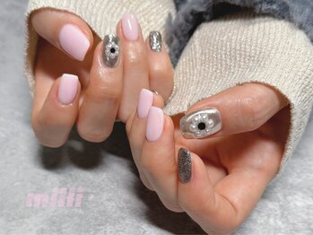 ミリネイルズ(milli nails)/シルバー×ピンク
