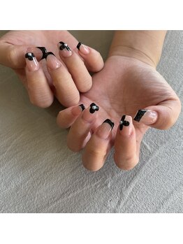 フレンチ×フラワーネイル