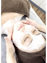 サロン エイトミー(salon 83)/【高濃度炭酸パック】顔