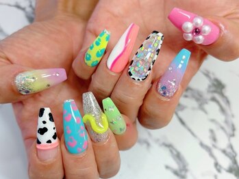 レイネイル レイアイ 光の森店(RAY NAIL ray eye)の写真/《9:00~Open★》フォルムの美しさ×スピード×デザイン力が魅力！シンプル～ゴージャス、ブライダルまで◎