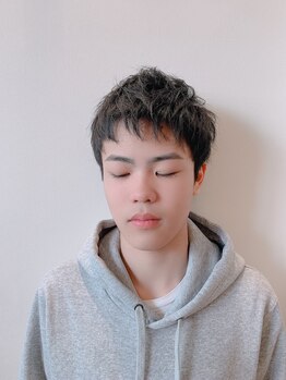 イードット(E.)/骨格美眉デザインで印象チェンジ