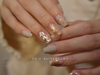 エン ダイカンヤマ(En'e daikanyama)/煌びやかニュアンスネイル