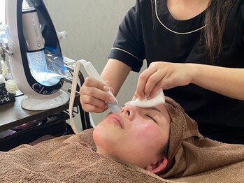 ニュートラルサム(Neutral×Sum)の写真/【毛穴のお悩みスッキリ♪】炭酸の力で毛穴の汚れを徹底洗浄！あなたのお肌も透明感のある潤い素肌に◎
