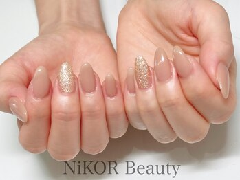ニコルビューティー 高槻 南平台店(NiKOR beauty)/ワンカラー／4,000円～