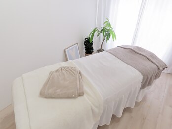 ラ フォルポ 恵比寿(La forepos)/恵比寿ハーブピーリングエステ