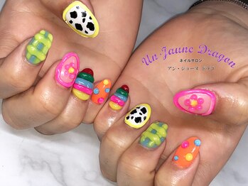 アン ジョーヌドラゴ/【自爪ネイル】POPネイル