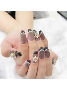 ルーミー アンド コー(Roomy&co.)/フレンチネイル