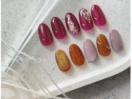 シンプルオフィス向けネイル