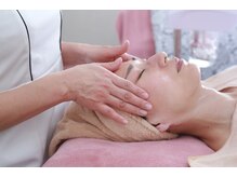 シミ・毛穴改善&美白フェイシャルサロン/フェイシャルリンパ