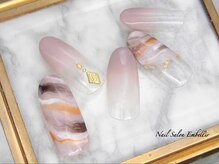 アンベリール 横浜店(Embellir)/(1369)地層アートネイル