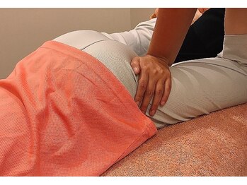 ホープ(Hope)/服の上からもほぐします♪