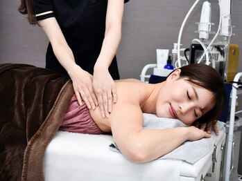 ヴィア 五反田(Via)/STEP5 背中と腕のお肉をバストに