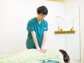 カイロライン 調布整体院の写真/【完全個室の落ち着いた空間♪】自分を労わる時間に◎仕事疲れで溜まった慢性的な肩こり・腰痛におすすめ！