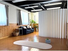 メザメ(MEZAME)の雰囲気(完全予約制・完全個室でゆったりヨガやマッサージを受けられます)