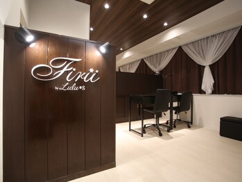 フィリーバイルルズ 神戸三宮店(Firii by Lulus)