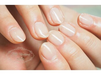 ジュジュ(Juju)/クリア仕上げのネイル