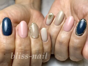 ブリスネイル(bliss-nail)/ミラー囲み