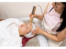 ハイドラ毛穴洗浄プラズマでシミシワたるみ、肌荒れ、頭皮ケア♪