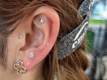 エメ 芦屋(esmee)の写真/【話題の耳つぼジュエリー★¥4400】オシャレを楽しみながら美と健康をサポート♪リピーター様割もアリ◎