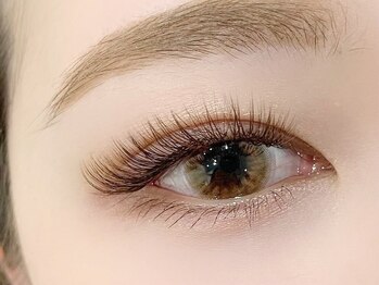 ビューティービースト フォー アイラッシュ 高知店(beauty:beast for eyelash)の写真/【ボリュームラッシュ120本¥8800】骨格やお顔の雰囲気に合うデザインをご提案♪モチの良さも口コミ高評価◎