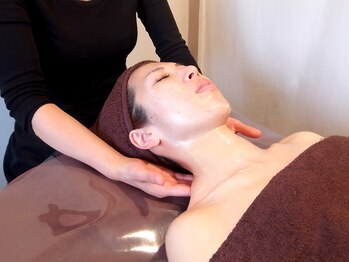 キハダ(ki.ha.da)/肩こり・首こりもすっきり!