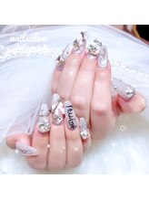 プティポルト(petite porte)/存在感抜群♪韓国風ピアスネイル