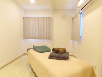 バランスマッサージ(BALANCE MASSAGE)/施術ベッド