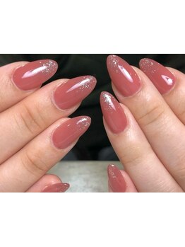 検定取得ネイリストがいるサロン