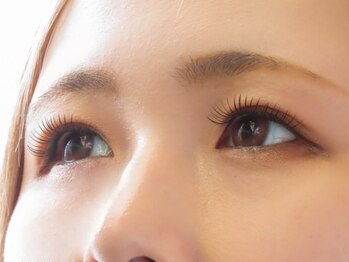 ライクアルー 大村(like a lu)の写真/《目の左右差/形/自まつ毛が弱い/短い》など目元・まつ毛にお悩みの方必見！貴女だけの施術をご提案♪