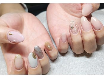 マニル アンド ネトラ(manil & netola)/アシメネイル・ニュアンス