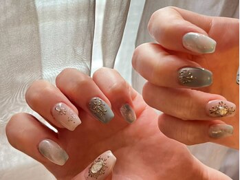 イル(ile)の写真/女子力UPのモテ可愛ネイルであなたの魅力を引き立てます★持ち込みデザインOK！